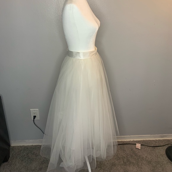 WHITE TOOL SKIRT - Picture 2 of 4